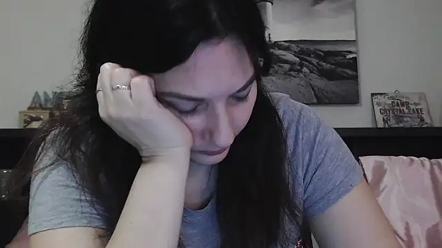 CrystalLakeXO online show from February 9, 10:09 am