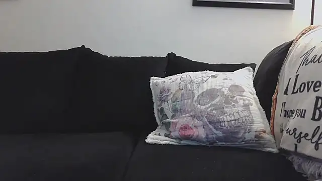 CrystalLakeXO online show from September 13, 2:11 am