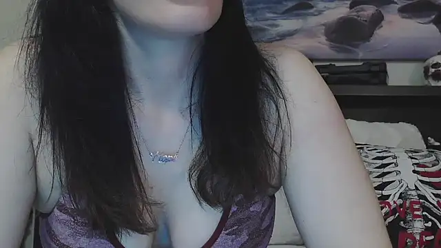 CrystalLakeXO online show from September 25, 10:41 am