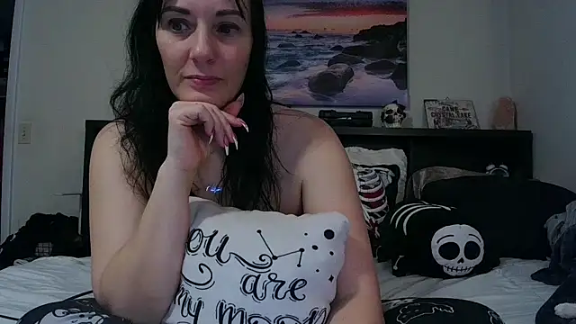 CrystalLakeXO online show from October 12, 6:23 am