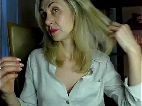 Tanya6547 online show from December 14, 10:56 am