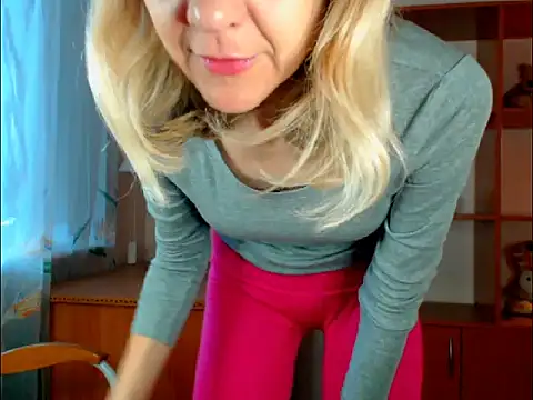 Tanya6547 online show from October 27, 8:07 am