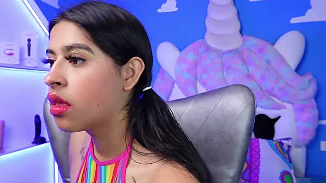 miss romyna online show from February 10, 11:04 am