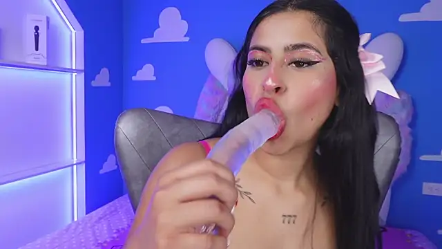 miss romyna online show from October 10, 11:09 am