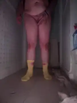 Snapshot of fatpus1169 chatting on February 4, 9:28 am fatpus1169 online show from February 4, 9:28 am