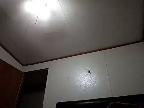 Xoc8  online show from October 29, 5:14 pm