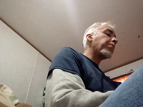 Xoc8  online show from November 2, 7:27 pm