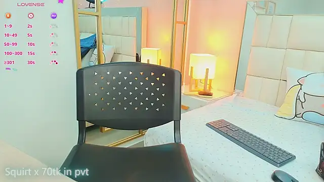 anahi maite online show from December 1, 8:58 pm