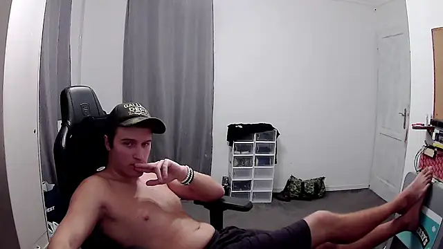 PKrisztian online show from October 27, 8:46 pm