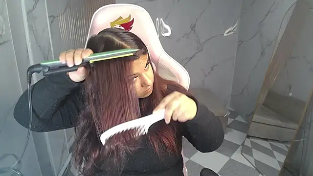 Snapshot of skeler_lovd_b_ chatting on November 20, 1:00 pm skeler lovd b online show from November 20, 1:00 pm