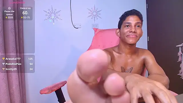 Snapshot of Palo_santo chatting on February 23, 12:30 am Palo santo online show from February 23, 12:30 am