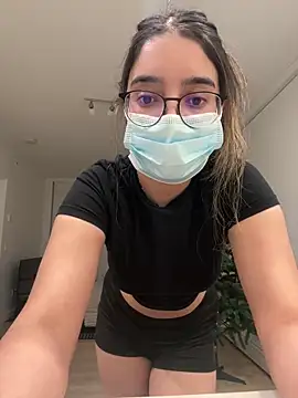 jAsMinE678 online show from December 12, 7:08 am