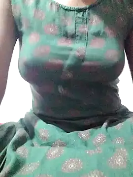 rituporna2004 online show from January 13, 1:49 pm