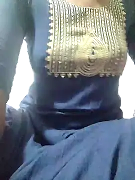 rituporna2004 online show from January 18, 12:26 pm