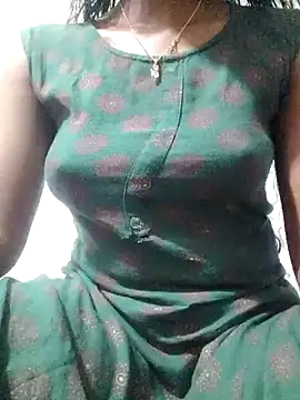 rituporna2004 online show from February 13, 5:26 am