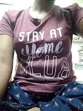 rituporna2004 online show from February 13, 11:58 pm