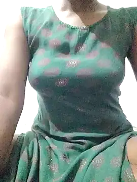 rituporna2004 online show from March 22, 3:20 am