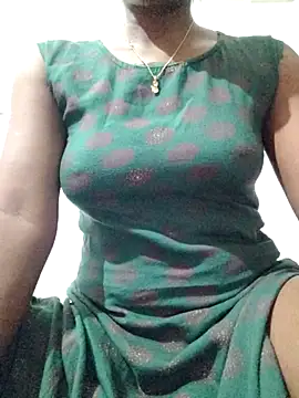 rituporna2004 online show from September 13, 7:24 pm