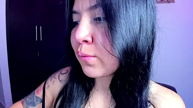 AilynRed online show from January 6, 3:53 am