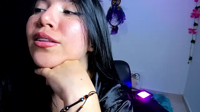 AilynRed online show from January 11, 4:48 am