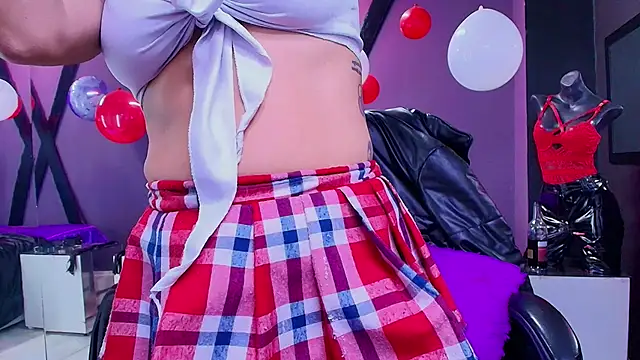 Juliet Nasty online show from February 18, 3:43 pm