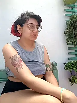 ConeNella online show from December 2, 3:47 pm