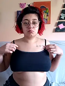 ConeNella online show from December 9, 3:11 pm