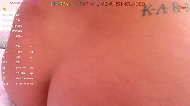 Snapshot of FoxxyClarise chatting on September 27, 7:24 am FoxxyClarise online show from September 27, 7:24 am