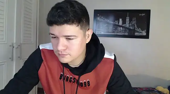 Snapshot of Plug_Control chatting on December 28, 5:03 pm Plug Control online show from December 28, 5:03 pm