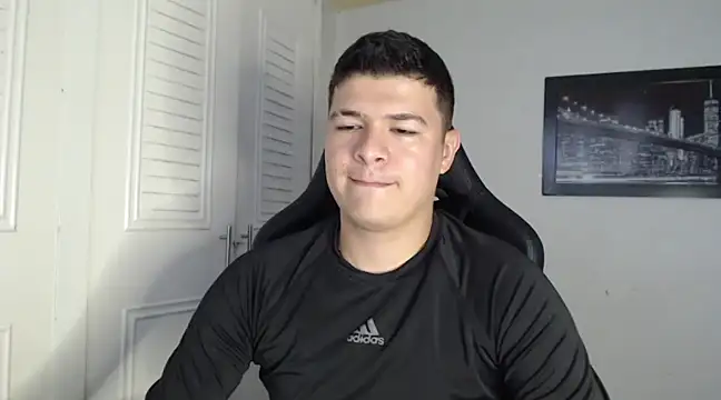 Snapshot of Plug_Control chatting on January 7, 9:25 pm Plug Control online show from January 7, 9:25 pm