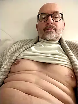 Snapshot of MadProfessor chatting on December 12, 7:04 pm MadProfessor online show from December 12, 7:04 pm