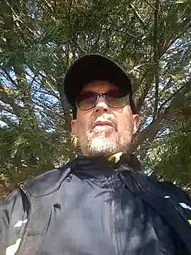 Snapshot of MadProfessor chatting on March 7, 10:24 am MadProfessor online show from March 7, 10:24 am