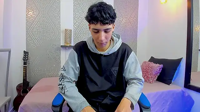 Nikolay Gregori online show from February 6, 4:10 am