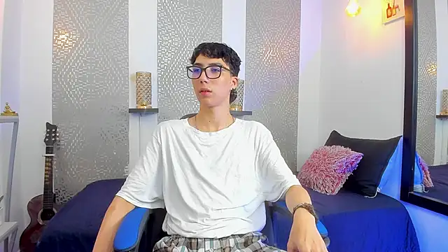 Nikolay Gregori online show from February 9, 7:05 am