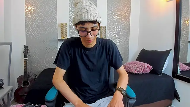 Nikolay Gregori online show from February 14, 7:38 am