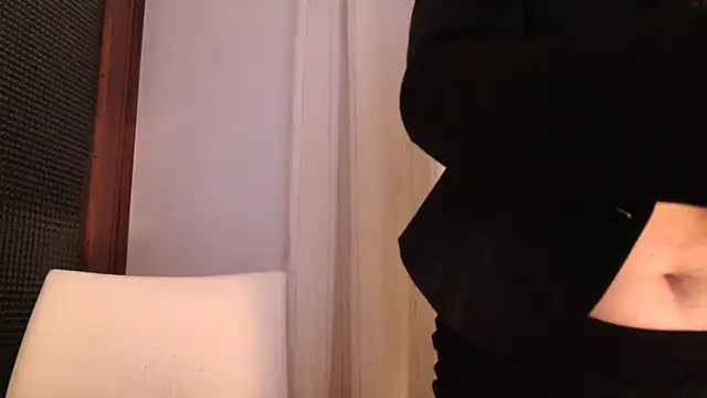 fragrance72 online show from February 16, 7:49 pm