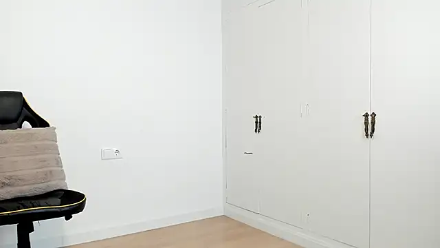 dan01  online show from March 5, 12:11 pm