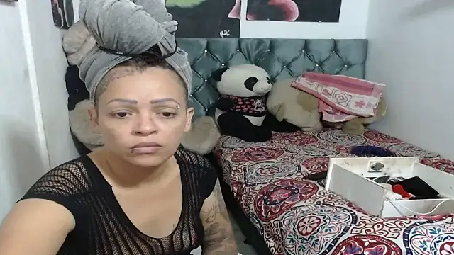 Snapshot of manzanahot9 chatting on January 20, 7:46 pm manzanahot9 online show from January 20, 7:46 pm