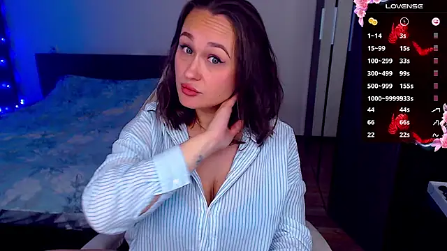 Cutie-Melanie online show from October 19, 12:11 am