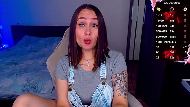 Cutie-Melanie online show from October 19, 7:36 pm