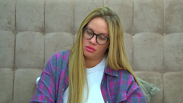 MariaNeumann online show from January 18, 3:31 am