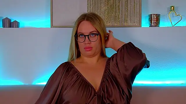 MariaNeumann online show from March 2, 12:42 am