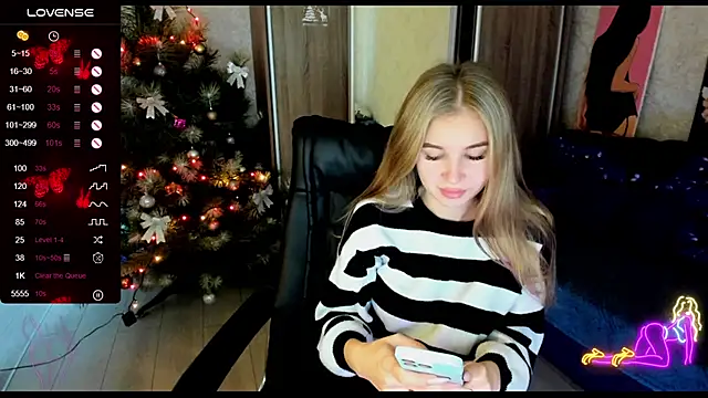  NigoNika online show from December 12, 12:22 pm