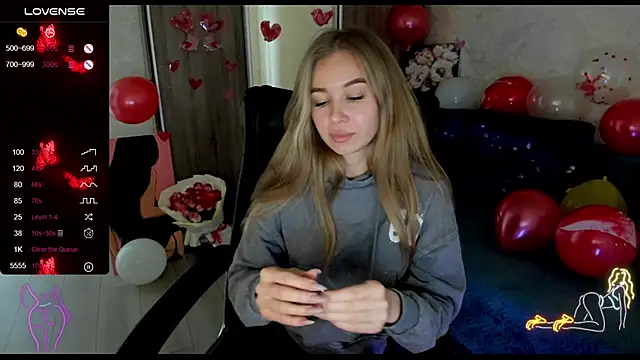  NigoNika online show from February 15, 10:55 am