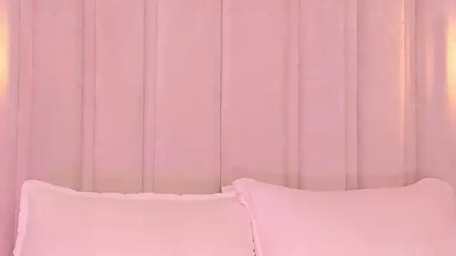 bonniekim  online show from February 24, 12:05 pm