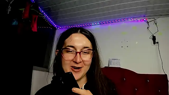 Sweet-Suck69 online show from March 12, 3:57 am