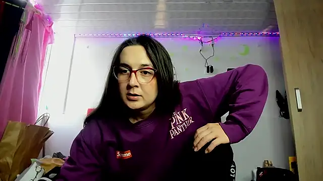 Sweet-Suck69 online show from March 21, 8:50 pm