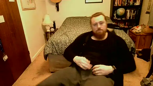Hairy Guy30 online show from February 16, 9:59 pm