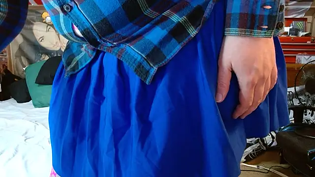 Snapshot of cosmicjones chatting on October 18, 12:39 pm cosmicjones online show from October 18, 12:39 pm