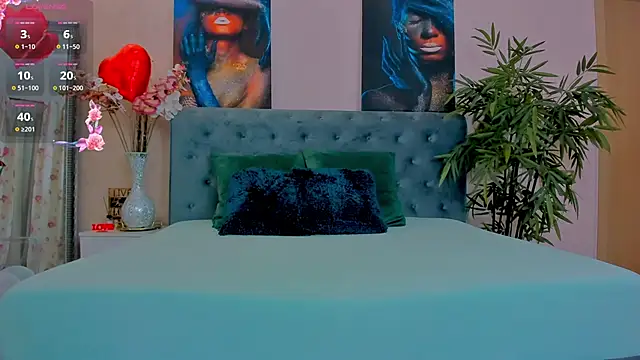 MichelleReys online show from February 28, 7:14 pm